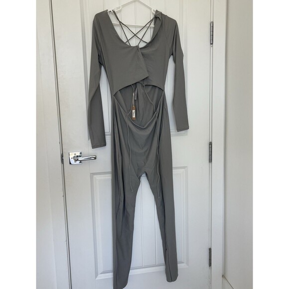 NWT SKIMS Lace Up Catsuit Chrome Long Sleeve Adjustable Size 2X Sold Out - Picture 4 of 8